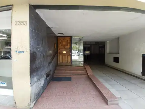 Av Gaona 2300