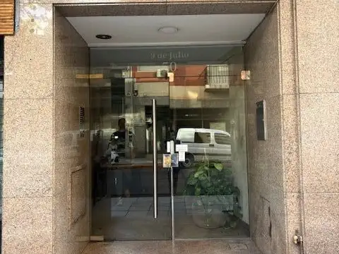 9 de Julio 100, Piso 2