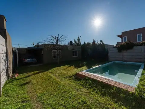 Casa en Venta con 1 cochera
