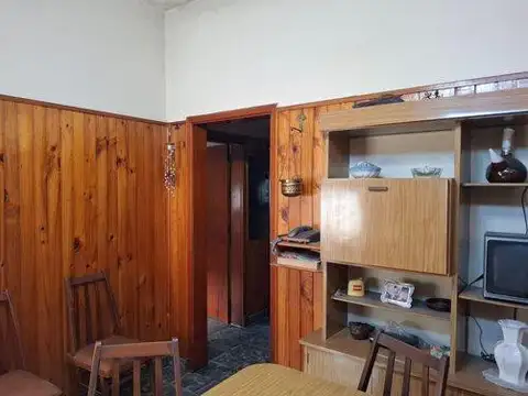 Depto Tipo Casa en Venta 41 años