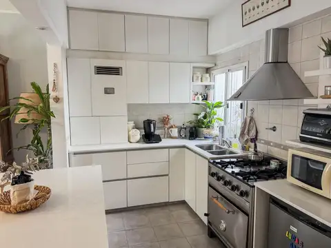 Depto Tipo Casa en Venta 40 años