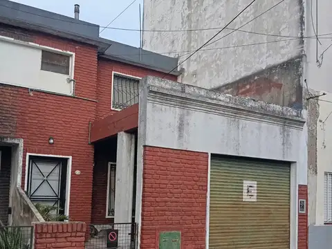 Casa en alquiler Caseros Norte.