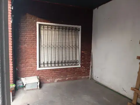 Casa en Alquiler en Caseros, $ 900.000