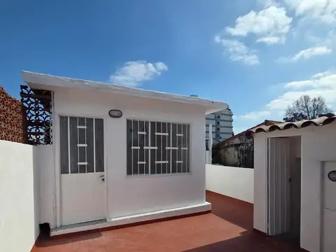 Venta de PH de 3 amb, con terraza y quincho