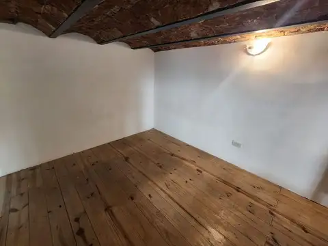 Depto Tipo Casa 2 ambientes con 1 baño