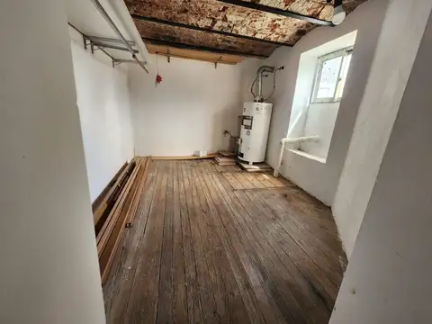 Depto Tipo Casa en Venta 76 años