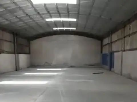 GALPÓN INDUSTRIAL EN LLAVALLOL