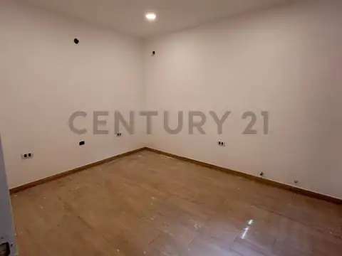 italia 1800, Piso 0