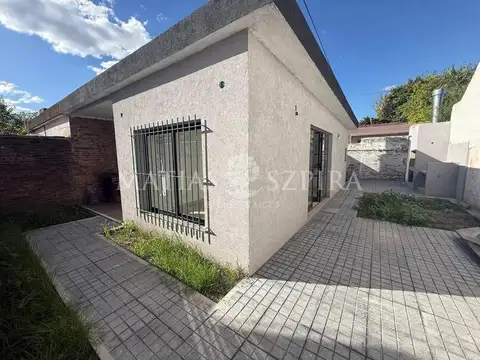 BRUNO DE ZABALA 3400. Entre Dean Funes y Merlo
