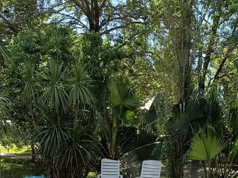Casa en Alquiler con 1 cochera