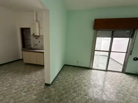 Depto Tipo Casa en Alquiler de 1 dormitorio