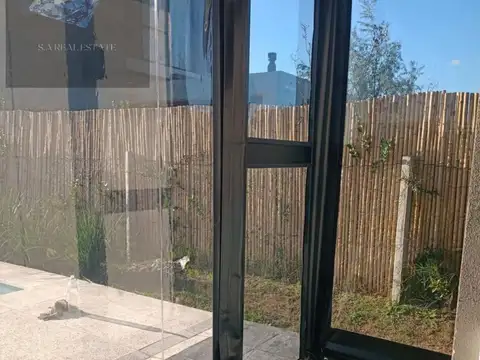 Casa en Venta con 5 cocheras
