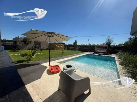 Venta de casa de 2 amb, en Barrio Estilo Campo, en Canning