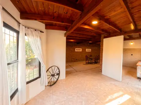 Casa 3 ambientes con 1 baño