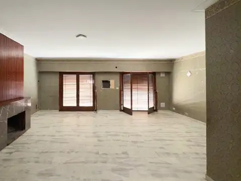 DEPARTAMENTO EN PLANTA ALTA - 3 AMBIENTES -  MERLO SUR