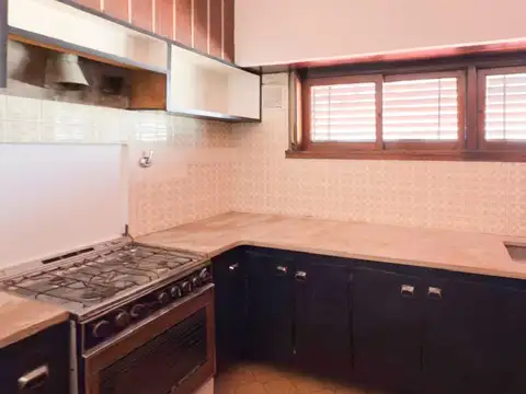 DEPARTAMENTO EN PLANTA ALTA - 3 AMBIENTES -  MERLO SUR