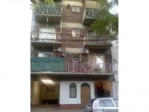 DOS AMBIENTES LUMINOSOS, EXCELENTE UBICACIÓN