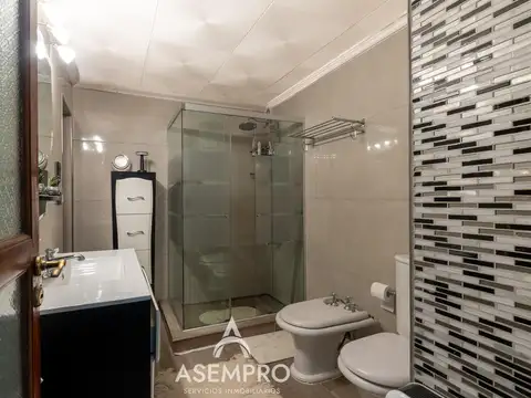 Depto Tipo Casa en Venta 50 años