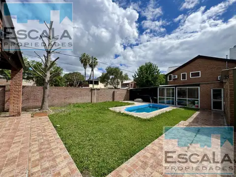 Casa en Alquiler de 3 dormitorios