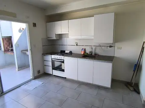 Esnaola 600, Piso 5