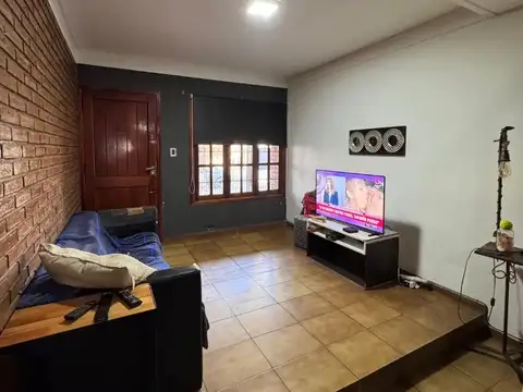Avenida Argentina 1400