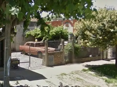 Casa  en Venta ubicado en Quilmes Oeste, Quilmes, G.B.A. Zona Sur - SVN0181_LP583967_1