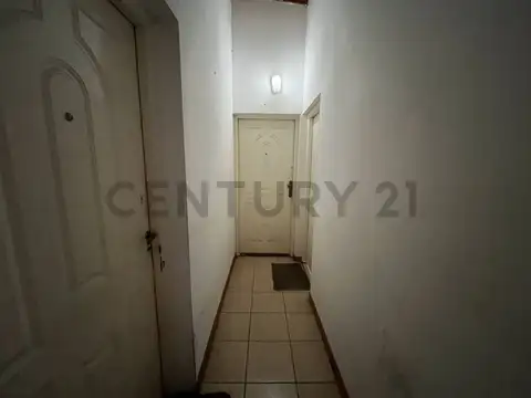 3 entre 521 y 522 1000, Piso 0