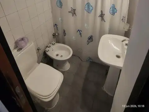 Depto Tipo Casa en Alquiler con 1 cocheras