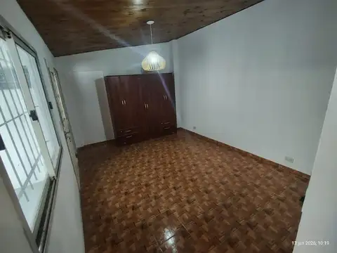 Depto Tipo Casa en Alquiler de 3 ambientes