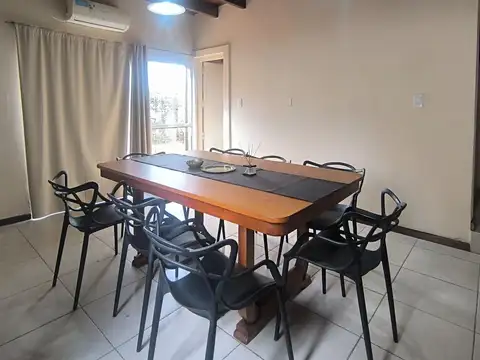 VENTA DE CASA EN VISTALBA, CALLEJON COMUNERO