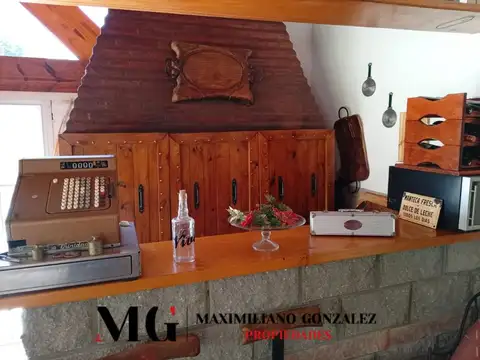 Casa en Venta con 4 cocheras