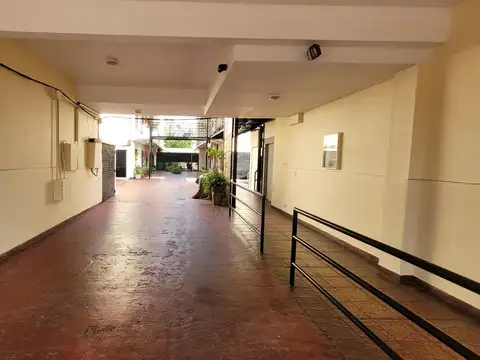 25 de Mayo al 1000 Morón