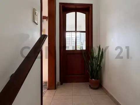Depto Tipo Casa en Venta en Ringuelet, USD 120.000