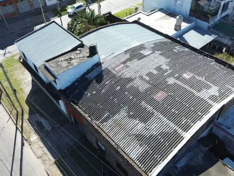 Galpon en Venta 30  mts Fondo