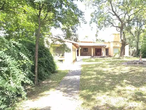 Casa 6 ambientes con 3 baños