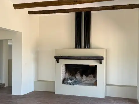 Casa en alquiler de 3 dorm. en Chacras de San Lorenzo, San Lorenzo Chico 100