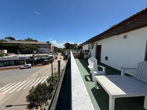 DEPARTAMENTO 2 AMBIENTES, ZONA CENTRO, SOBRE AVENIDA 3