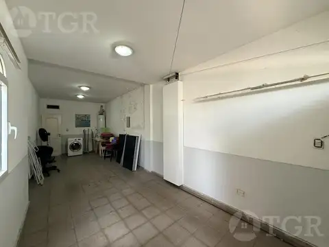 Venta Casa de 5 ambientes en Ezeiza