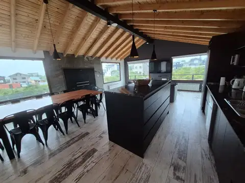 Casa en Alquiler en San Carlos de Bariloche, USD 1.400