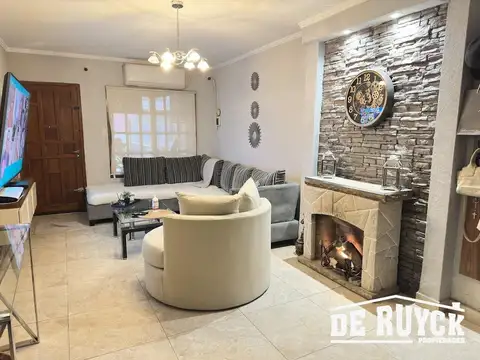 Casa en Venta en Quilmes Oeste, USD 114.900