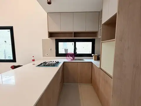 Casa en Venta en Pilar del Este - Santa Elena, USD 220.000