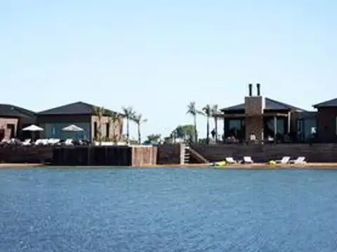 MLM. Hermoso lote al río en Barrio El Naudir, Escobar