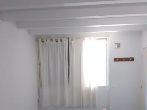 Departamento de un dormitorio, de escalera