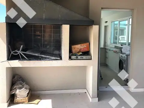 Departamento 6 ambientes con 2 baños