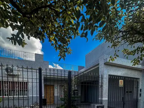 VENTA CASA PH DEPTO 3 AMBIENTES EN SAN JUSTO