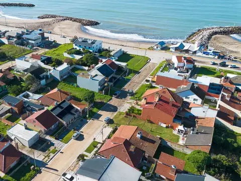 Venta de 2 PH a media cuadra del mar