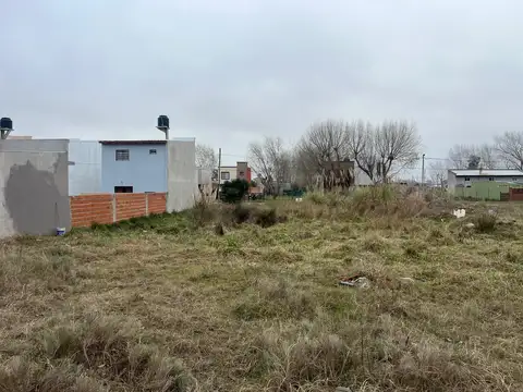 Terreno en Venta 13  mts Fondo