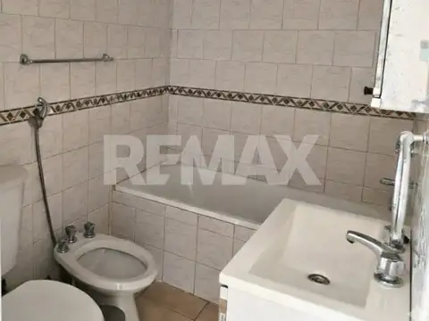 Departamento 4 ambientes con 1 baño