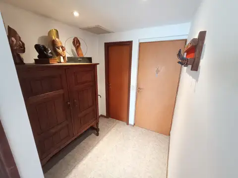 Conesa 100, Piso 4