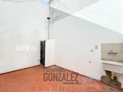 Depto Tipo Casa en Venta de 2 ambientes